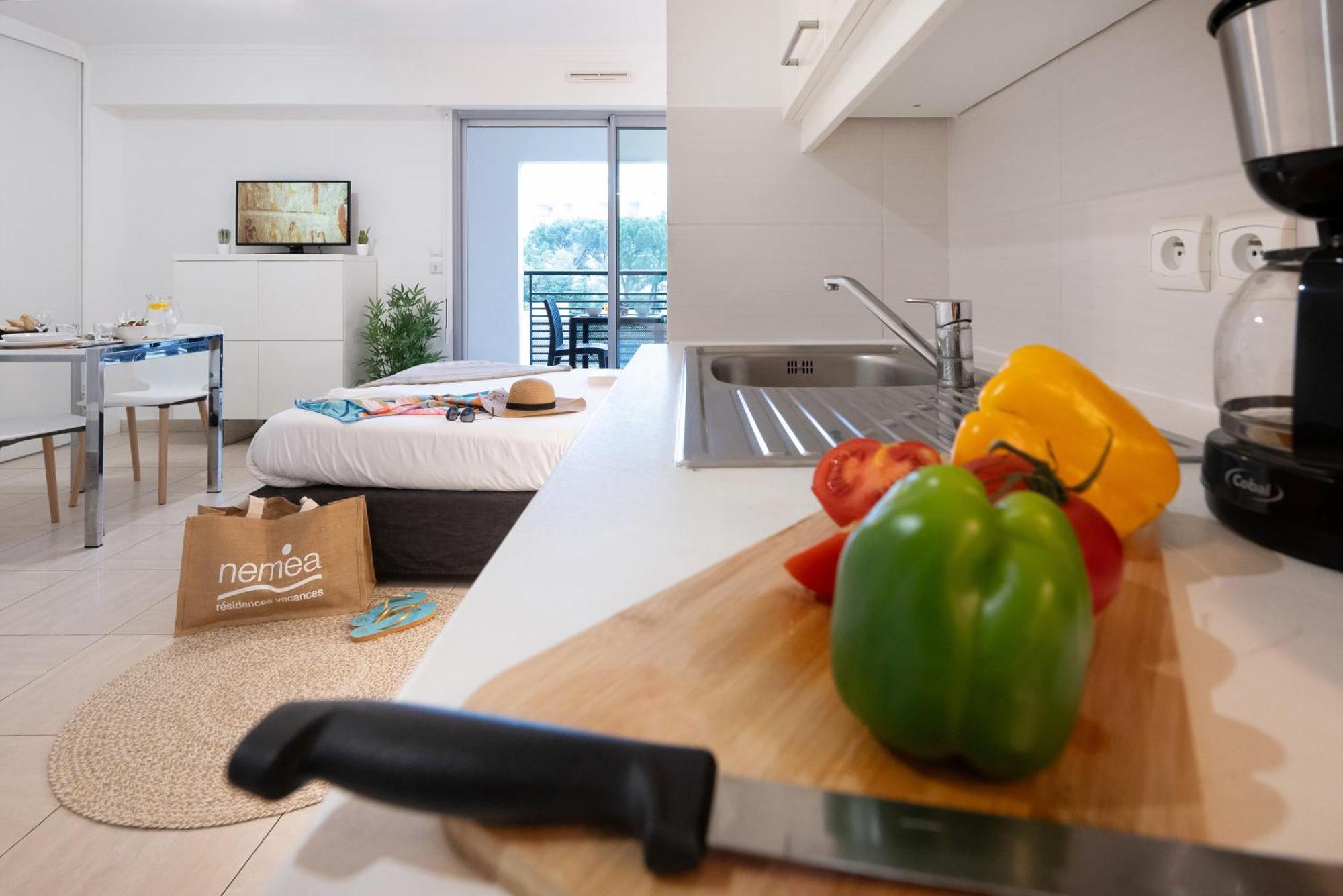 Nemea Appart Hotel Le Lido Cagnes Sur Mer Ngoại thất bức ảnh