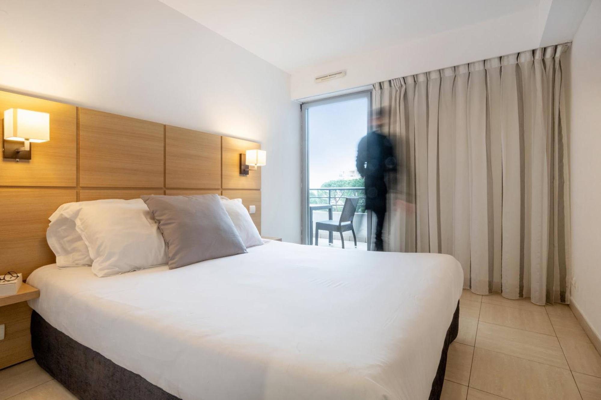 Nemea Appart Hotel Le Lido Cagnes Sur Mer Ngoại thất bức ảnh